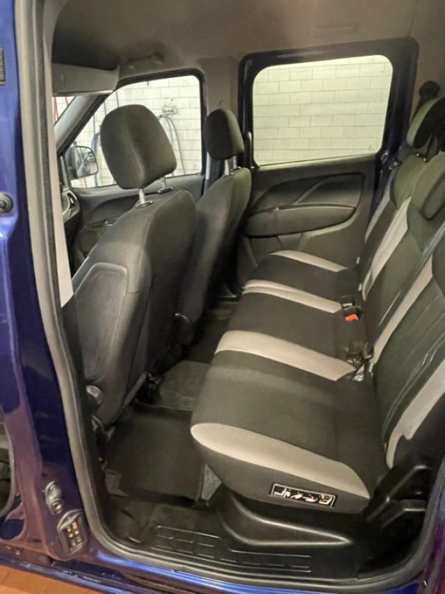 FIAT Doblo usata, con Alzacristalli elettrici