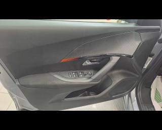PEUGEOT 2008 usata 28