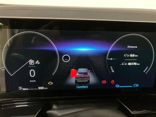 RENAULT Austral usata, con Sensori di parcheggio anteriori