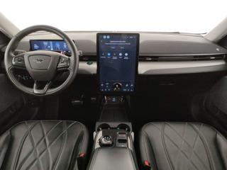 FORD Mustang Mach-E usata, con Interni in pelle
