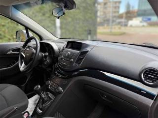 CHEVROLET Orlando usata, con Airbag