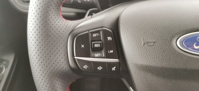 FORD Kuga usata, con Fari full-led