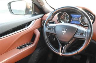 MASERATI Levante usata, con Specchietti laterali elettrici