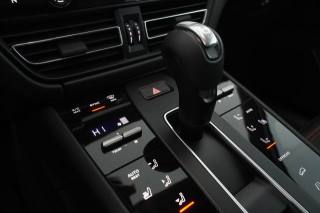 PORSCHE Macan usata 18