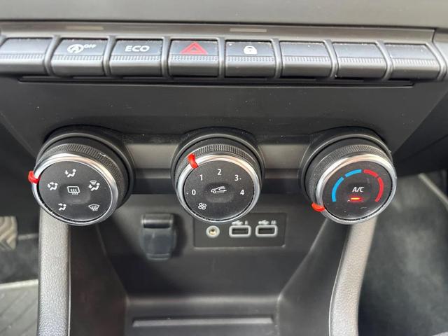 RENAULT Clio usata, con Climatizzatore