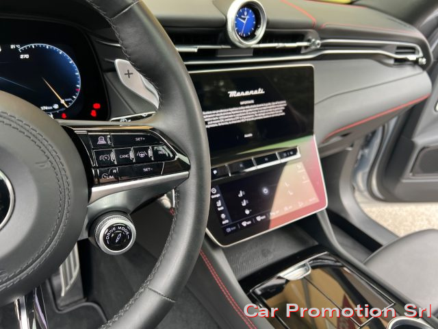 MASERATI Grecale usata, con Chiusura centralizzata