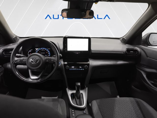 TOYOTA Yaris Cross usata, con Fari LED