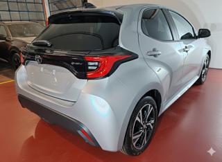 TOYOTA Yaris usata, con Autoradio