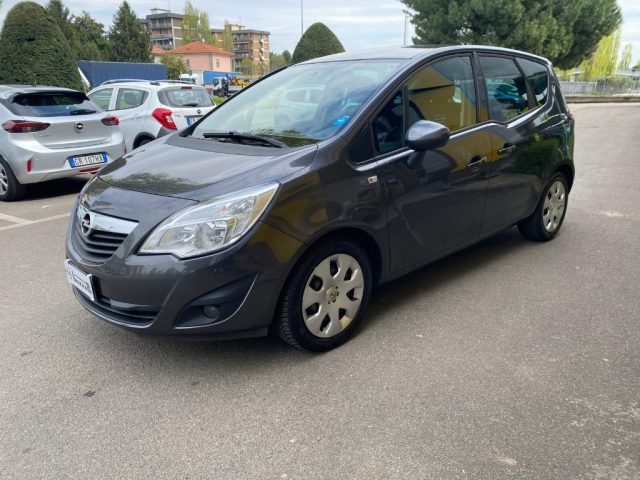 OPEL Meriva usata, con Autoradio