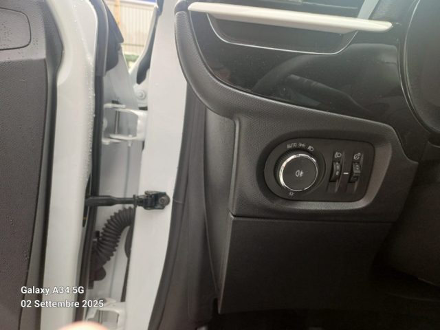 OPEL Corsa usata, con Controllo elettronico della corsia