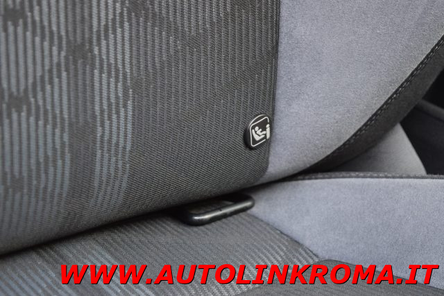 VOLKSWAGEN Taigo usata, con Tettuccio apribile