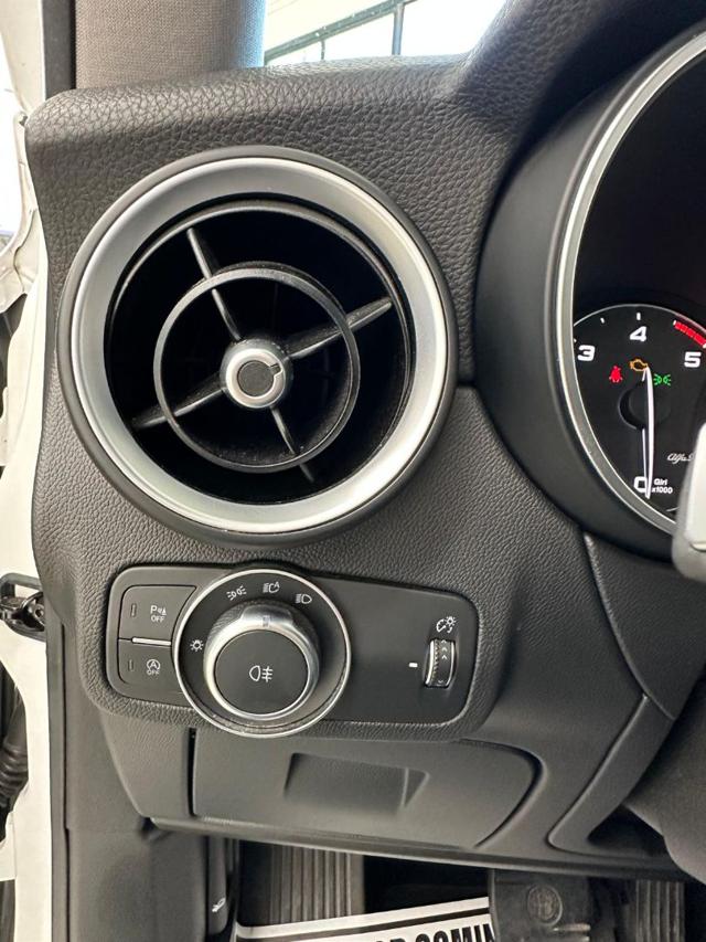 ALFA ROMEO Stelvio usata 22