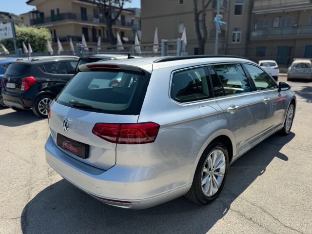 VOLKSWAGEN Passat Variant usata, con Boardcomputer