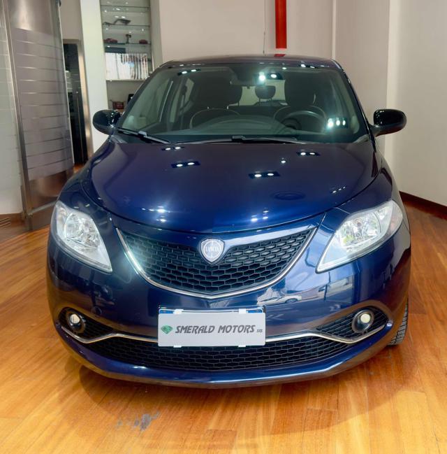 LANCIA Ypsilon usata, con Airbag