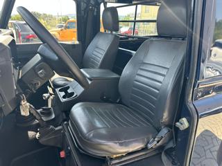 LAND ROVER Defender usata 7
