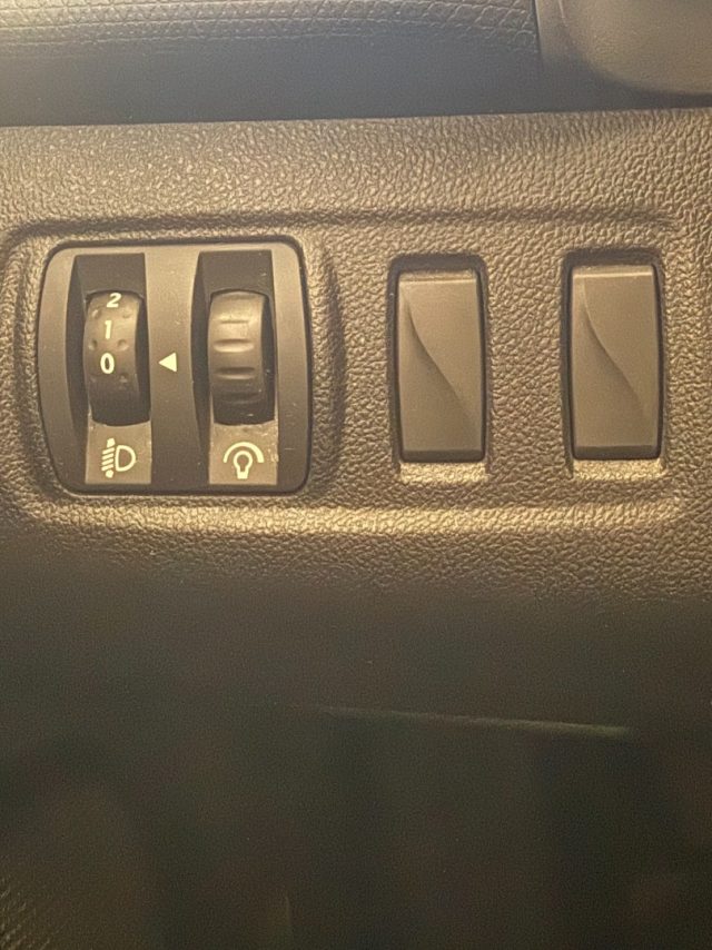 RENAULT Clio usata 14