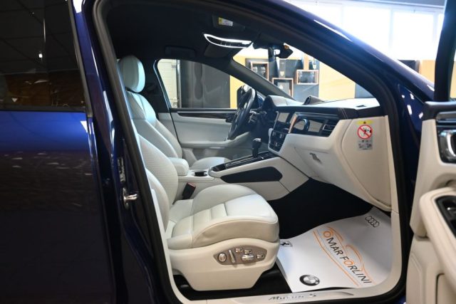 PORSCHE Macan usata 132