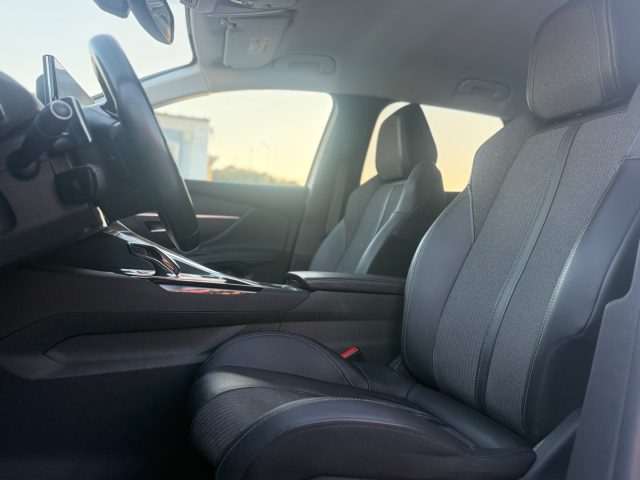 PEUGEOT 3008 usata, con Controllo elettronico della corsia