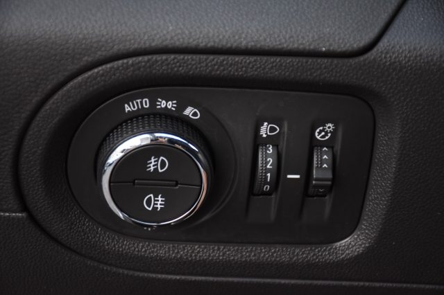 OPEL Grandland X usata, con Servosterzo