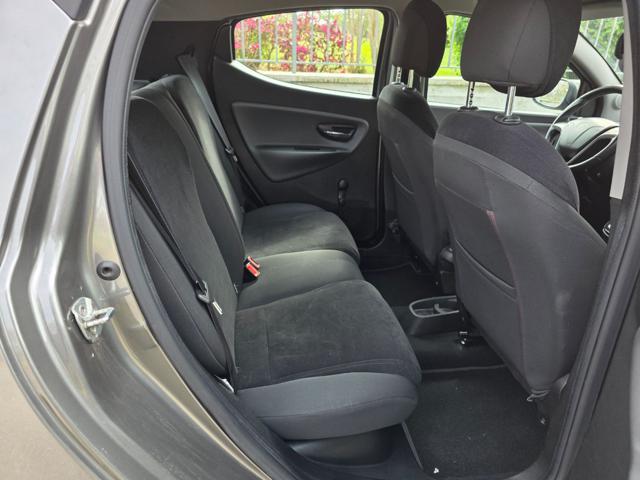 LANCIA Ypsilon usata 23