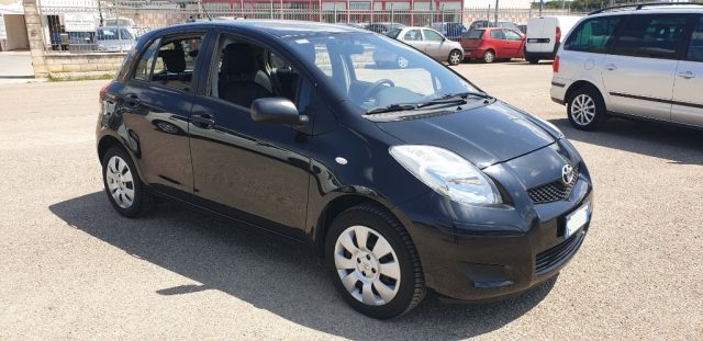 TOYOTA Yaris usata, con Airbag laterali