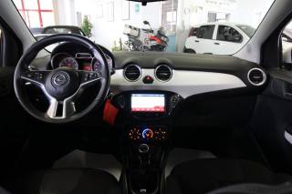 OPEL Adam usata, con Controllo automatico clima