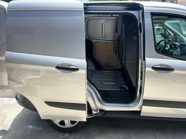 FORD Transit Courier usata, con Controllo trazione