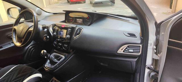 LANCIA Ypsilon usata, con Boardcomputer