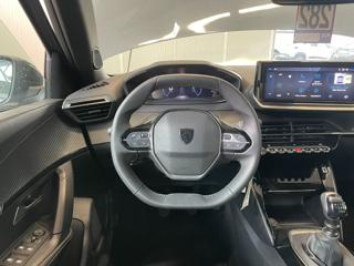 PEUGEOT 2008 usata, con Touch screen
