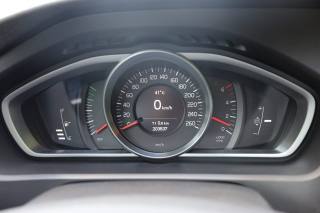 VOLVO V40 usata, con Pneumatici estivi