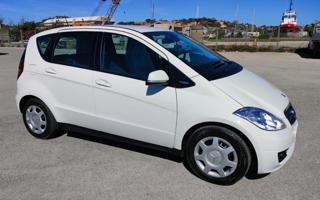 MERCEDES-BENZ A 160 usata, con Airbag