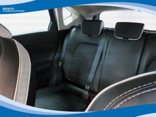 RENAULT Captur usata, con Controllo automatico clima
