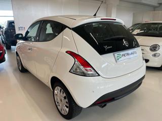 LANCIA Ypsilon usata, con Controllo trazione