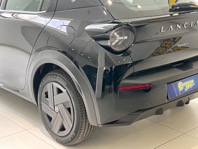 LANCIA Ypsilon usata, con Autoradio