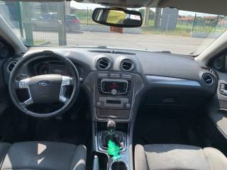 FORD Mondeo usata, con Climatizzatore