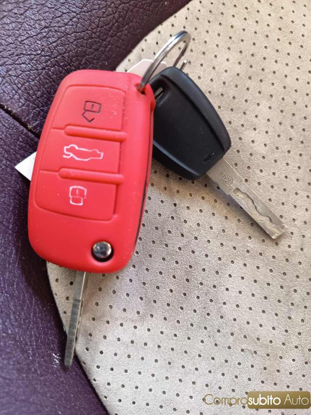 LANCIA Ypsilon usata 25