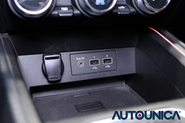 RENAULT Clio usata, con Volante multifunzione