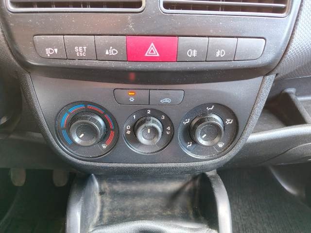 FIAT Doblo usata, con Autoradio