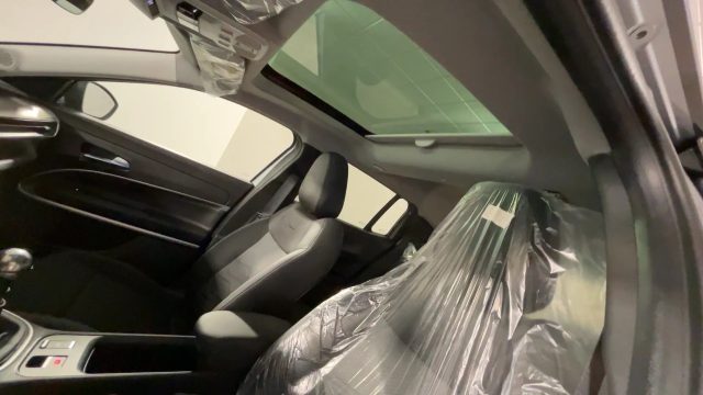 JEEP Avenger usata, con Chiusura centralizzata