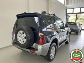 MITSUBISHI Pajero usata, con Airbag Passeggero