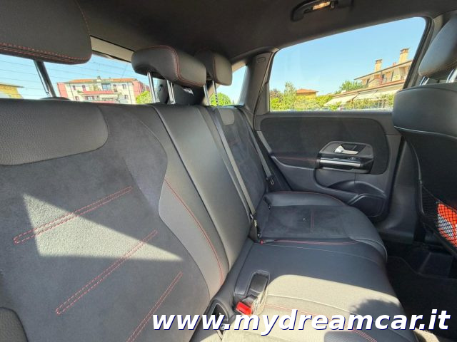 MERCEDES-BENZ B 180 usata, con Telecamera per parcheggio assistito