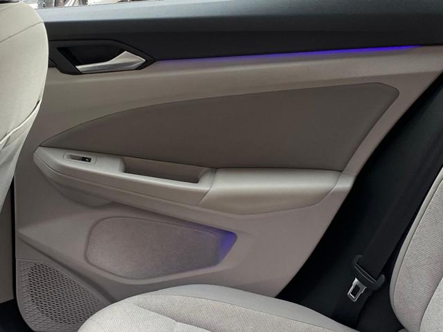 VOLKSWAGEN Golf usata, con Fari LED