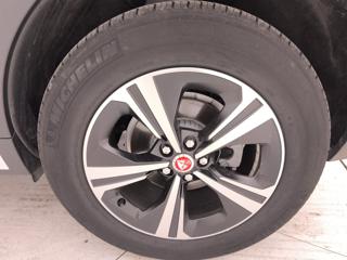 JAGUAR E-Pace usata, con Leve al volante