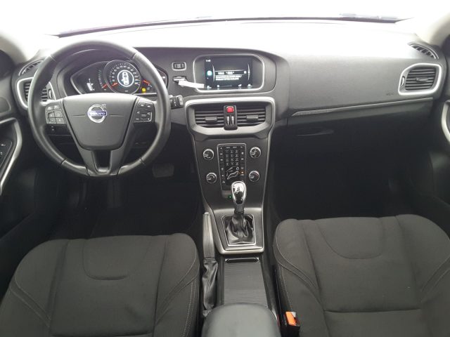 VOLVO V40 Cross Country usata, con Cerchi in lega
