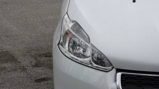 PEUGEOT 208 usata, con MP3