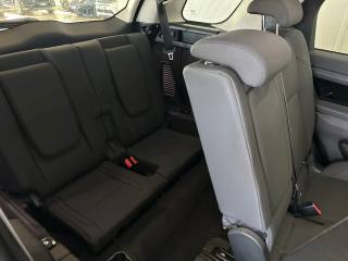 LAND ROVER Discovery Sport usata, con Autoradio digitale