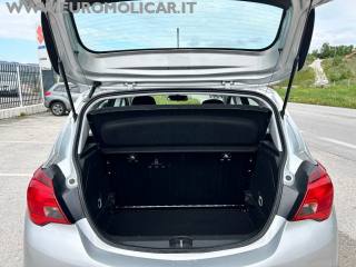 OPEL Corsa usata, con Autoradio digitale