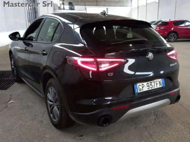 ALFA ROMEO Stelvio usata, con Alzacristalli elettrici