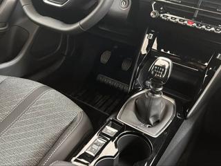 PEUGEOT 2008 usata, con Luci diurne LED