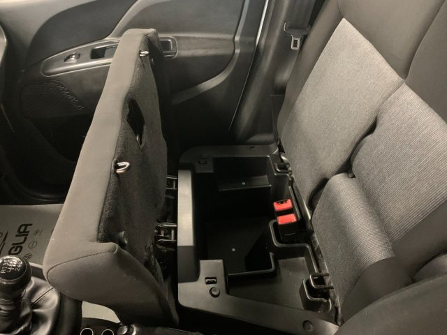 FIAT Doblo usata, con Isofix